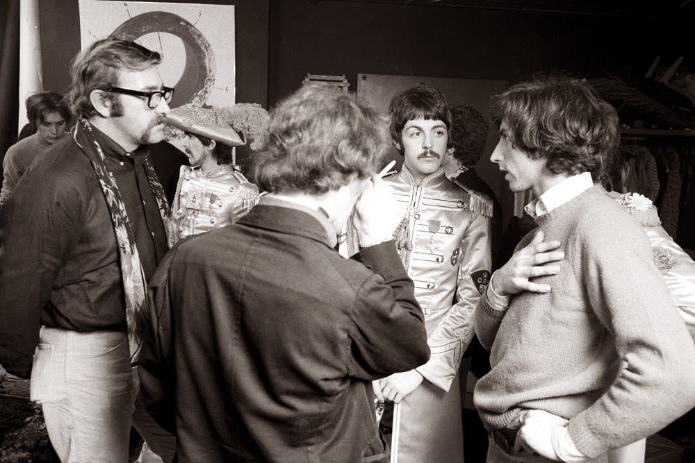 Making The Cover for Sgt Pepper’s Lonely Hearts Club Band (3)